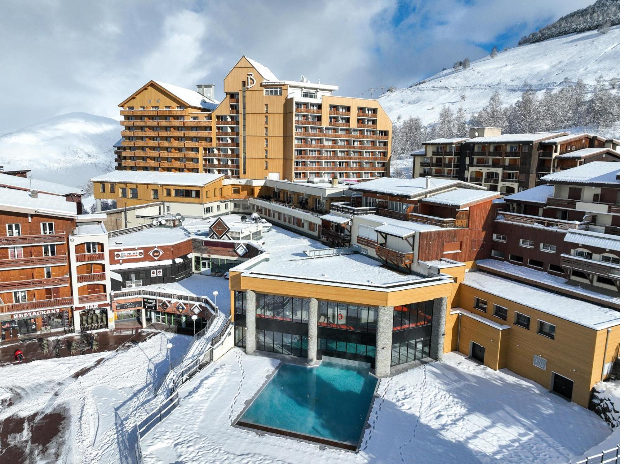 Belambra Clubs Les 2 Alpes Les Cretes Hotel Les Deux Alpes Exterior photo